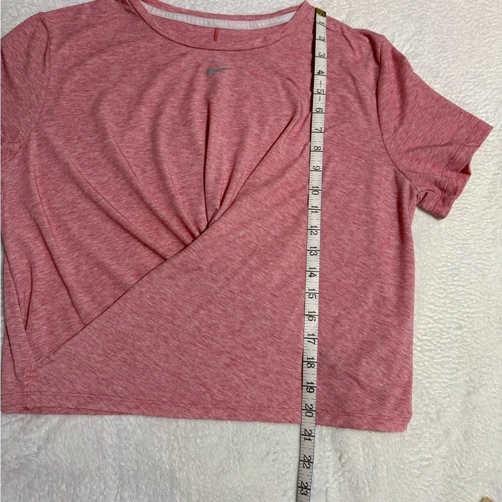 Nike both tee